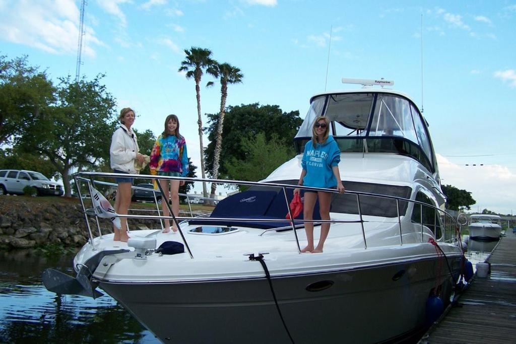 Roland Martin Marina/Resort Клюістон Екстер'єр фото