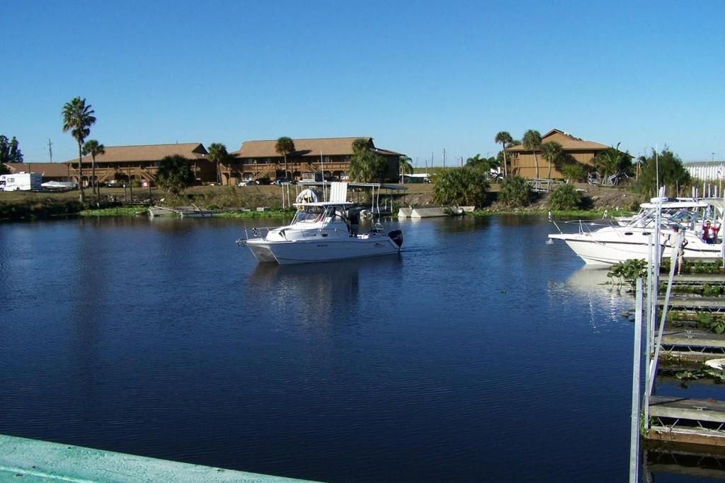 Roland Martin Marina/Resort Клюістон Екстер'єр фото