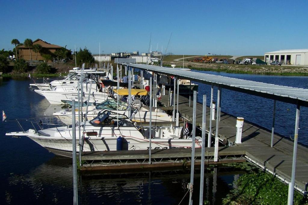 Roland Martin Marina/Resort Клюістон Екстер'єр фото